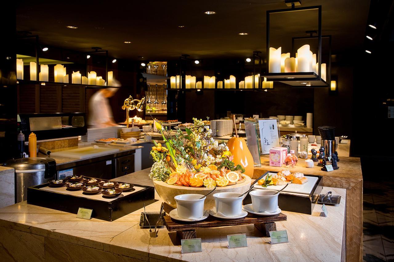 Kensington Jeju Hotel Exterior foto The buffet at the hotel
